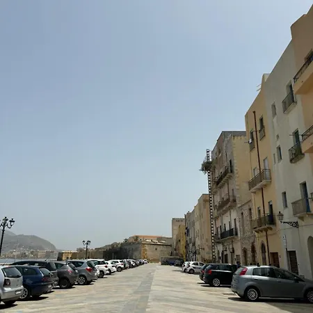 Sale E Luce דירה *