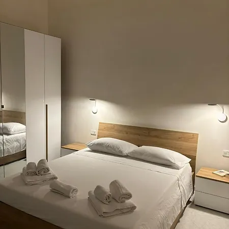 דירה Sale E Luce