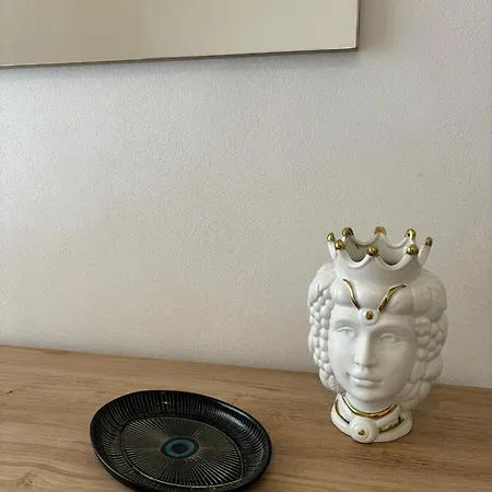 דירה Sale E Luce