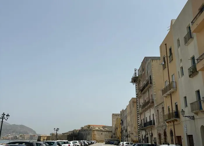 Sale E Luce דירה *